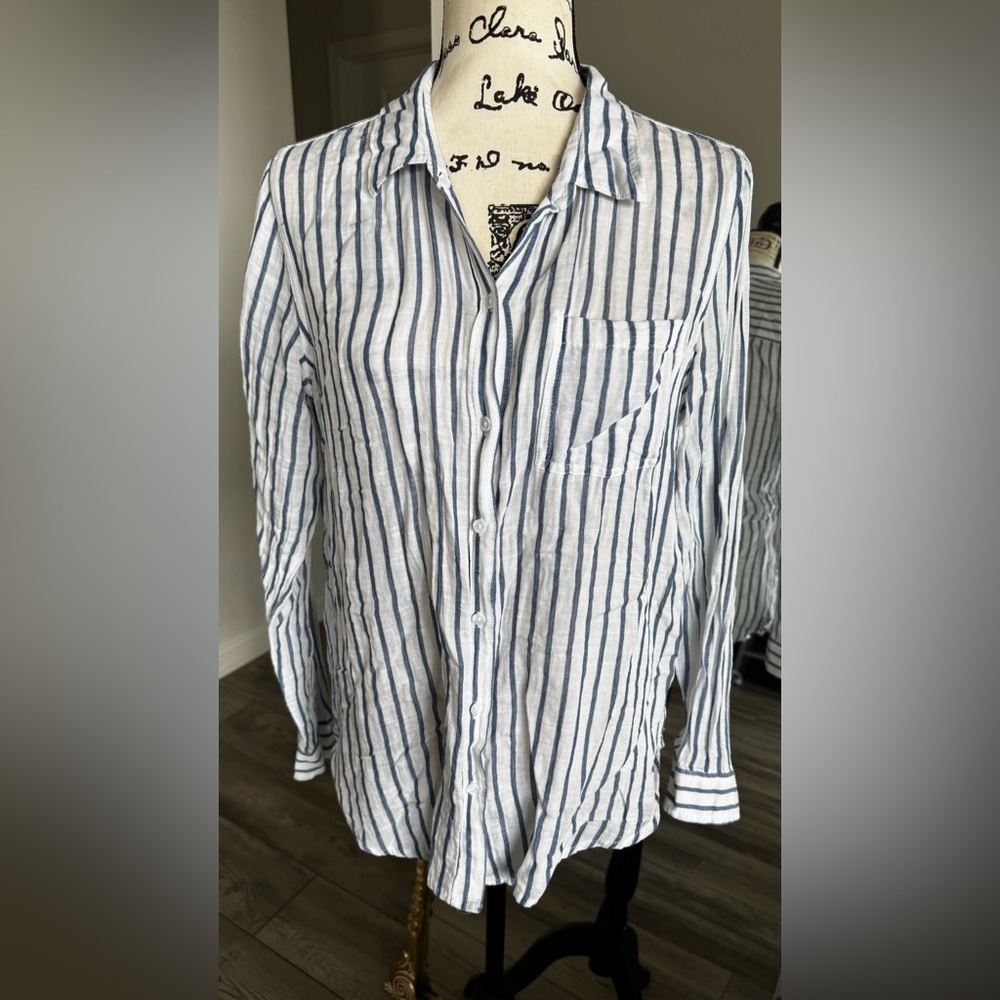 Lucky Brand Women's Shirt Button Up Blue White Striped Size M - Picture 7 of 9